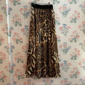 New leopard print maxi skirt XS